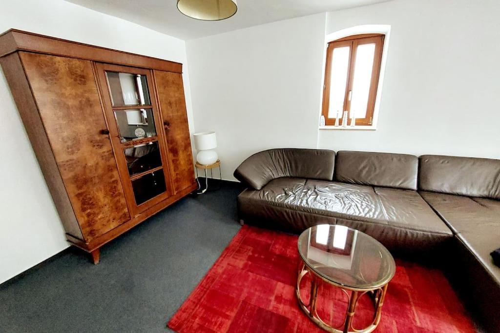 Zentrale Ferienwohnung - Direkt Am See Und Schloss Schwerin  Extérieur photo